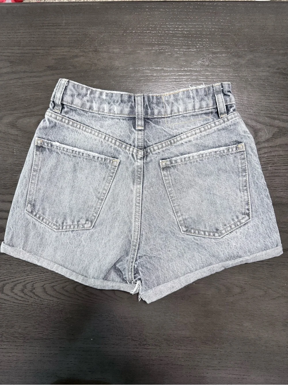 Zara Women’s Denim‎ Gray Cotton Shorts Size 2